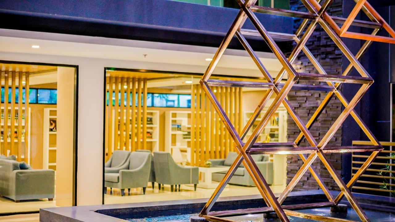 The Star Hill Condo Luxury Suites 清邁 外观 照片